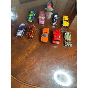 9 Die-Cast Hot Wheels & Matchbox Cars Lot - Mixed Styles & Colors Active   61-35